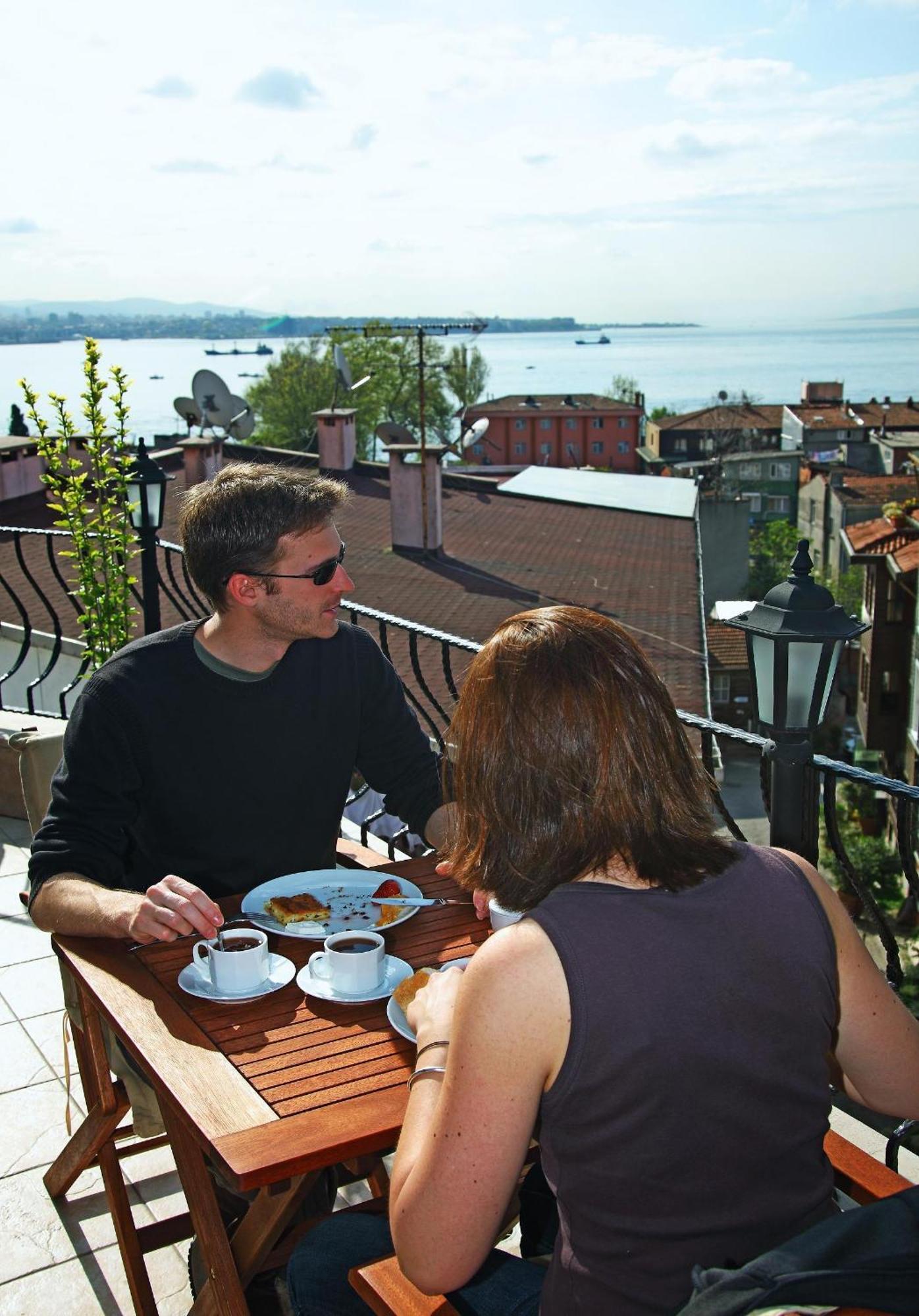 Osmanhan Hotel Истанбул Екстериор снимка